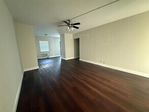 2255 NE 51st St in Fort Lauderdale, FL - Building Photo - Building Photo