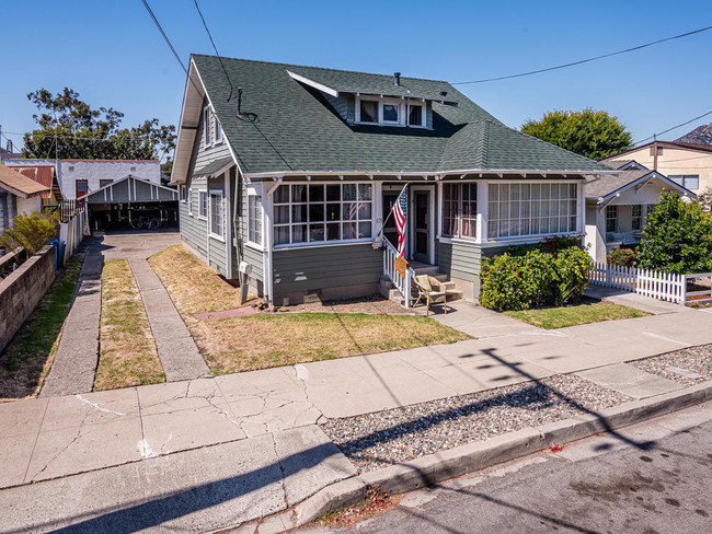 675 Toro St in San Luis Obispo, CA - Building Photo - Building Photo