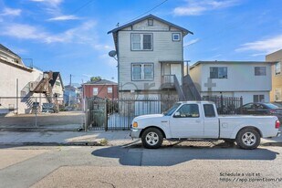 655 Brockhurst St in Oakland, CA - Building Photo