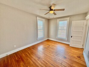 208 W Tenny Ave in Louisville, KY - Building Photo - Building Photo