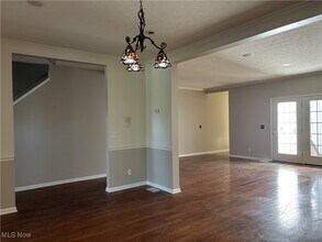 8628 Chester Pkwy in Cleveland, OH - Building Photo - Building Photo