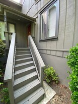 128 Inglewood Way in Greenville, SC - Building Photo