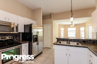 4345 Harney Ct in New Port Richey, FL - Foto de edificio - Building Photo