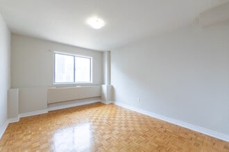 650 Parliament St in Toronto, ON - Building Photo - Building Photo