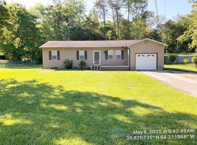 103 Mapletree Ln in Lenoir City, TN - Building Photo - Building Photo