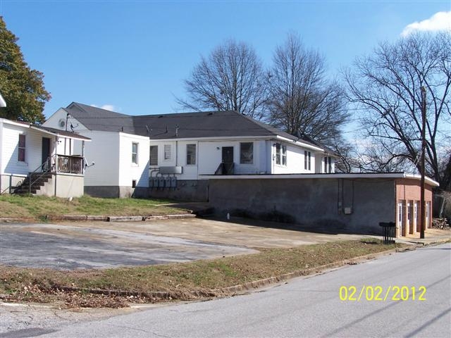 209-219 Buchanan St in Bremen, GA - Foto de edificio - Building Photo