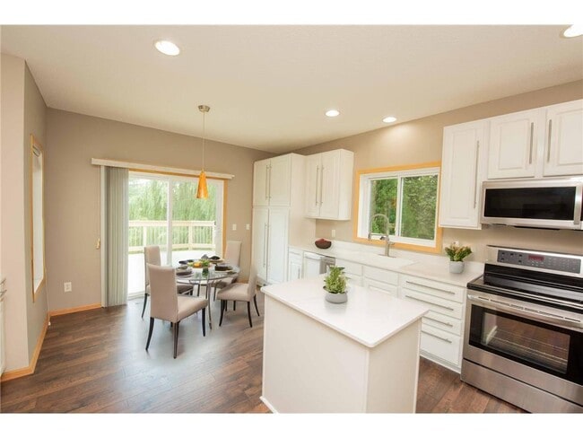 9801 78th St S in Cottage Grove, MN - Building Photo - Building Photo