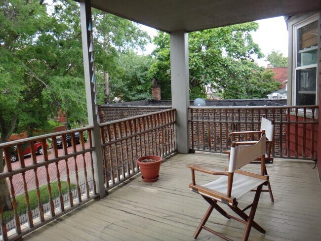 2074 Murray Hill Rd in Cleveland, OH - Building Photo - Building Photo
