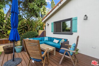 2464 Glyndon Ave in Los Angeles, CA - Building Photo - Building Photo