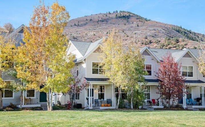 1545 Breen Alley in Glenwood Springs, CO - Building Photo