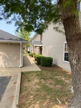 141 Knowledge Ave in Branson, MO - Foto de edificio - Building Photo