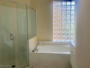 163 Vista Ln in Naples, FL - Building Photo - Building Photo