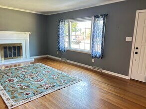 1129 Meridian Dr in Lexington, KY - Building Photo - Building Photo