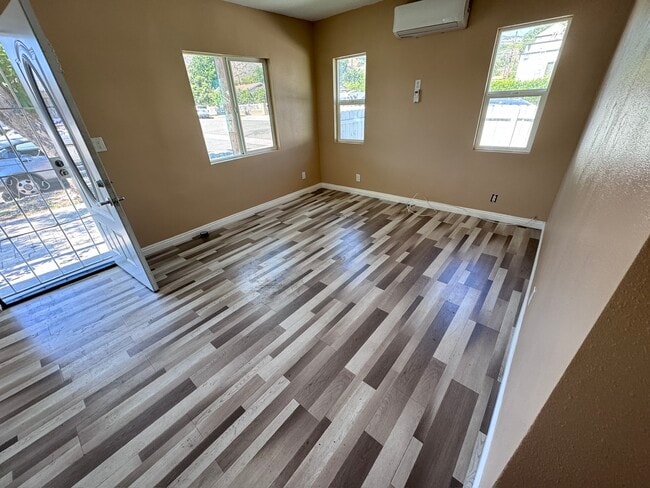 340 Sespe Ave in Fillmore, CA - Building Photo - Building Photo