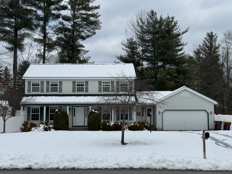 122 Kayaderosseras Dr in Ballston Spa, NY - Building Photo