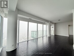 65 St Mary St in Toronto, ON - Building Photo - Building Photo