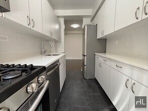 EAST 57 STREET, Unit 7C in New York, NY - Foto de edificio - Building Photo