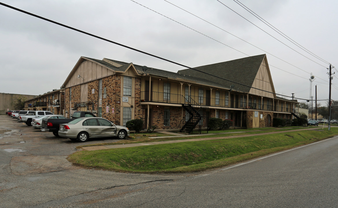 Victoria Manor in Houston, TX - Foto de edificio