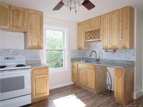 110 Culvert St in Torrington, CT - Building Photo - Building Photo