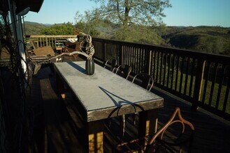 2077 Stagecoach Canyon Rd in Pope Valley, CA - Building Photo - Building Photo