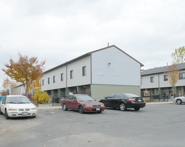 Arnold E. Fallon in Troy, NY - Foto de edificio - Building Photo