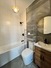 948 W Side Ave, Unit 2 in Jersey City, NJ - Building Photo - Building Photo
