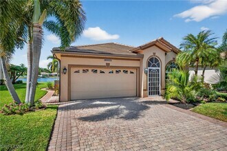 14266 Reflection Lakes Dr in Ft. Myers, FL - Building Photo - Building Photo