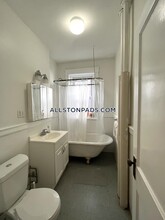 1193 Commonwealth Ave in Boston, MA - Building Photo - Building Photo