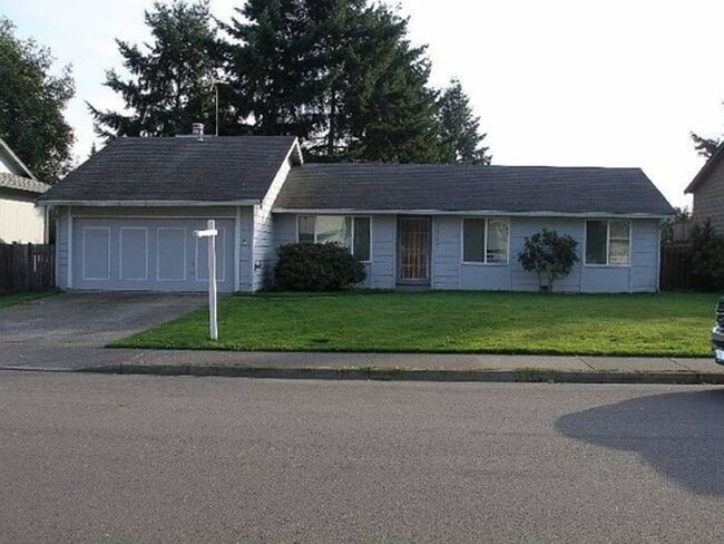 property at 3727 SW 336th St