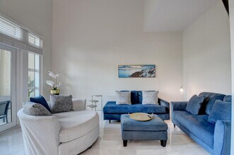 350 N Federal Hwy in Boynton Beach, FL - Foto de edificio - Building Photo