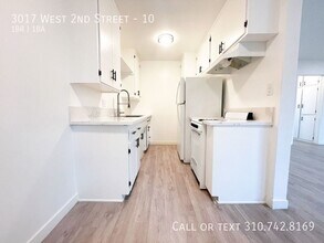 3017 W 2nd St in Los Angeles, CA - Building Photo - Building Photo