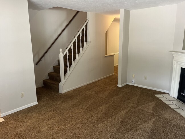 3058 Colony Ln in Springfield, OH - Building Photo - Building Photo