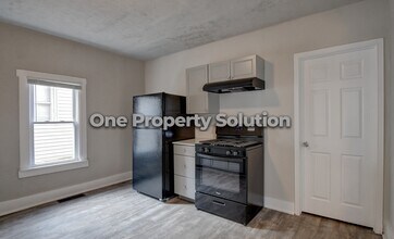 404 John St in La Porte, IN - Building Photo - Building Photo