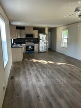 16 English Village Park in Nixa, MO - Building Photo - Building Photo