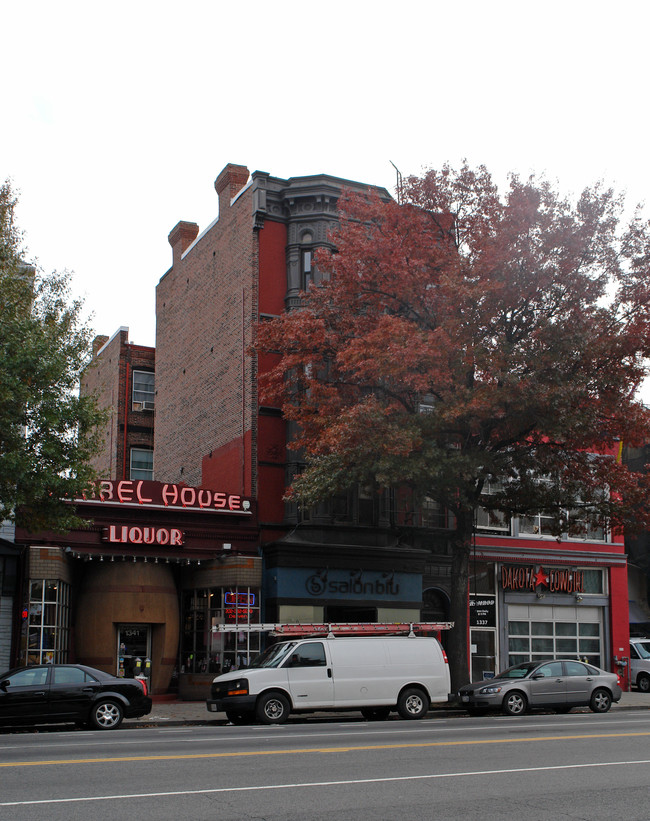 1339 14th St NW in Washington, DC - Building Photo - Building Photo