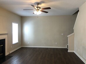 612 Hanska Way in Raleigh, NC - Building Photo - Building Photo