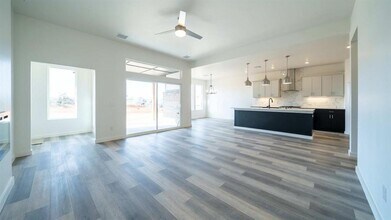 6032 Dale Ave in Edmond, OK - Building Photo - Building Photo