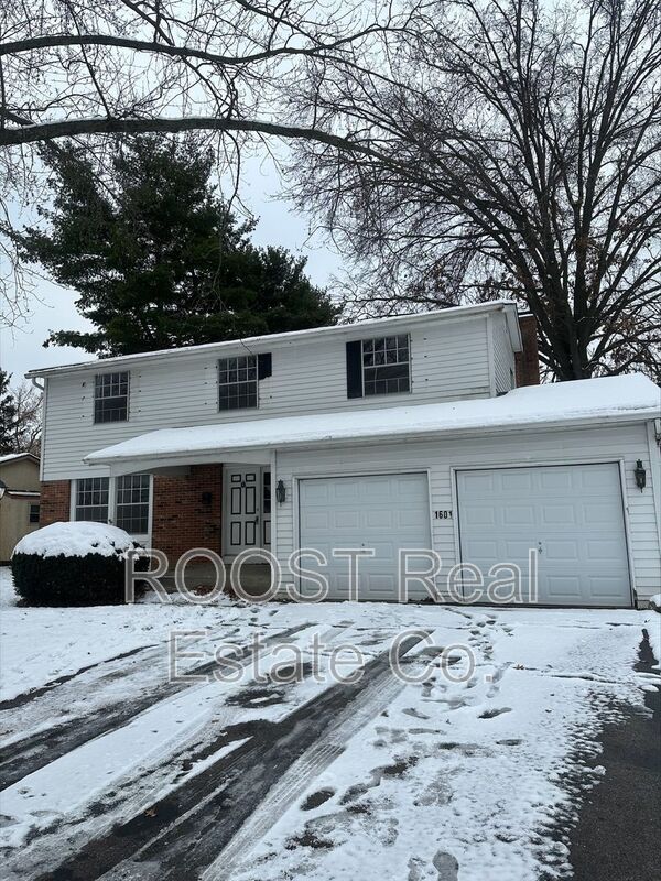 property at 1601 Sandalwood Pl