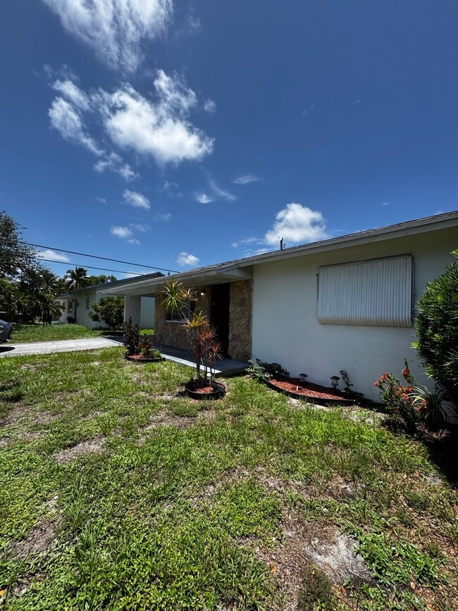 property at 908 NW 10th Ave