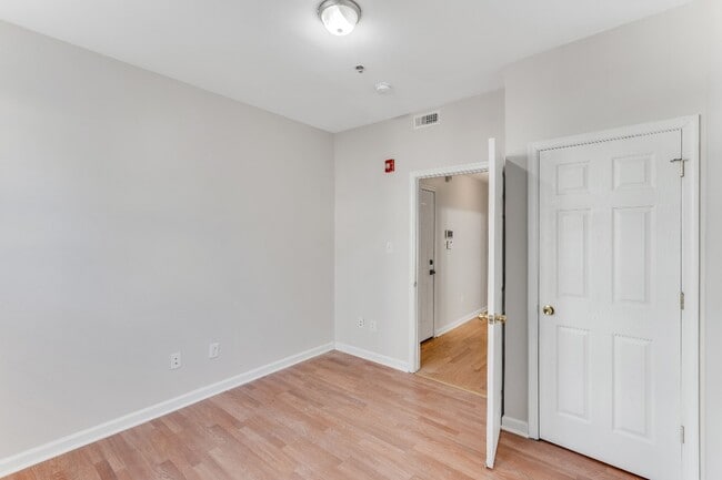 1816 Cecil B. Moore Ave