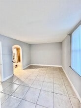 3702 NE 171 St in North Miami Beach, FL - Building Photo - Building Photo