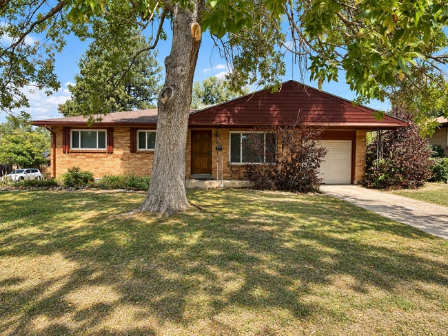 property at 3505 Eastman Ave