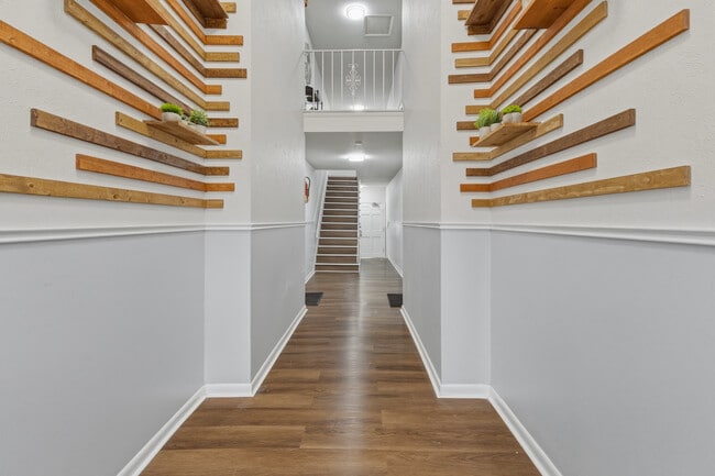 4054 Stonehenge Dr in Sylvania, OH - Building Photo - Building Photo