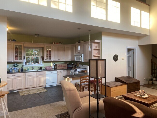 150 Farr Lake Dr, Unit Furnished in Tyrone, GA - Building Photo - Building Photo