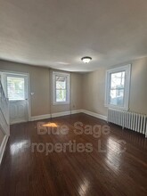 754 Buck Ln in Haverford, PA - Foto de edificio - Building Photo