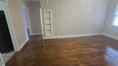 1575 Lonsford Dr in Columbia, SC - Building Photo - Building Photo