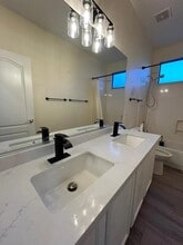 1694 E Spur St in Gilbert, AZ - Building Photo - Building Photo