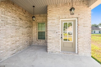 314 Dunwoody Ct in Carencro, LA - Building Photo - Building Photo