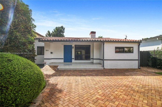 1814 SW 22nd Terrace in Miami, FL - Building Photo - Building Photo