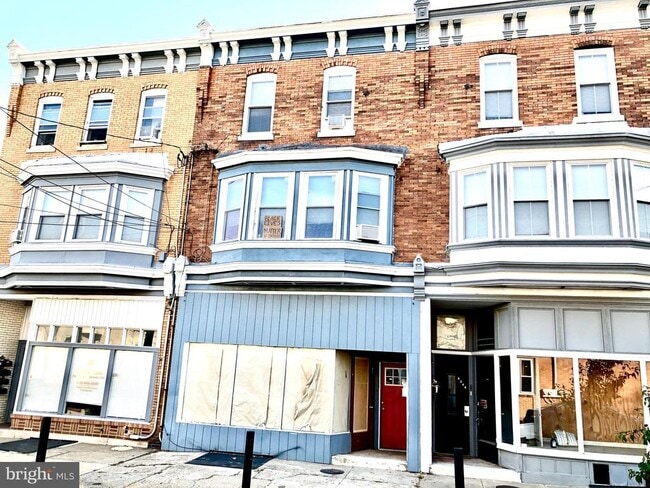 property at 4264 Manayunk Ave